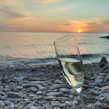 Appartement Doppelzimmer Mit Bad, Terrasse Und Pool *