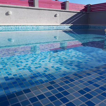 Doppelzimmer Mit Bad, Terrasse Und Pool * Liznjan