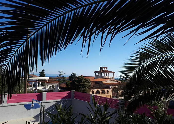 Doppelzimmer Mit Bad, Terrasse Und Pool Ližnjan