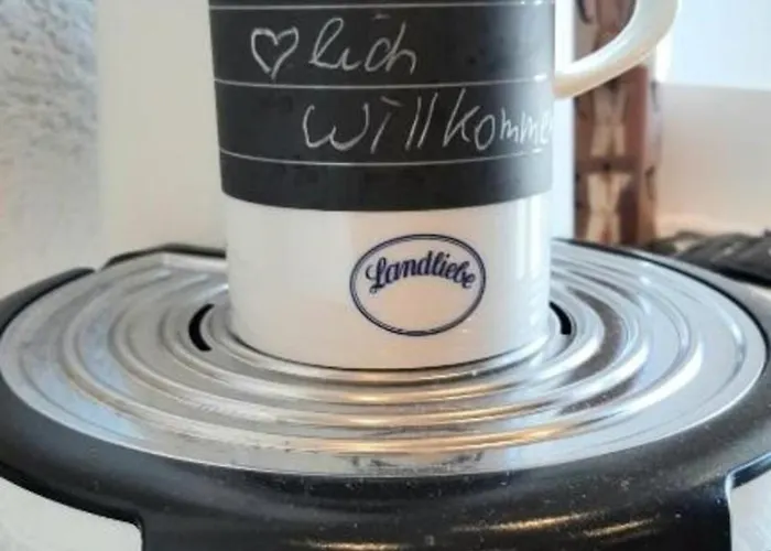Helles Doppelzimmer Mit Bad, Terasse Und Pool